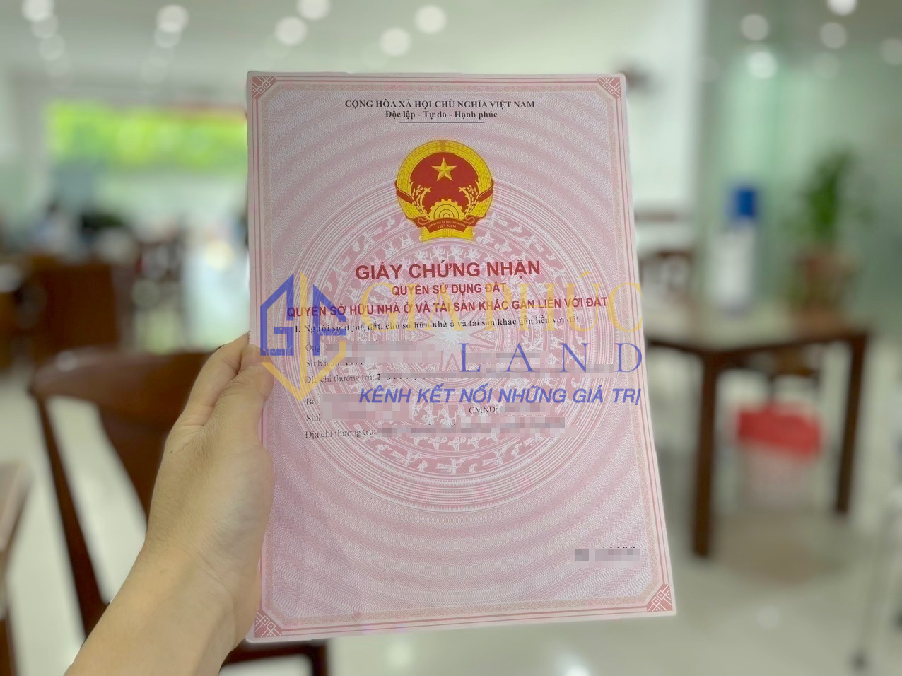 Người nhận tặng cho có thể phải đóng thuế